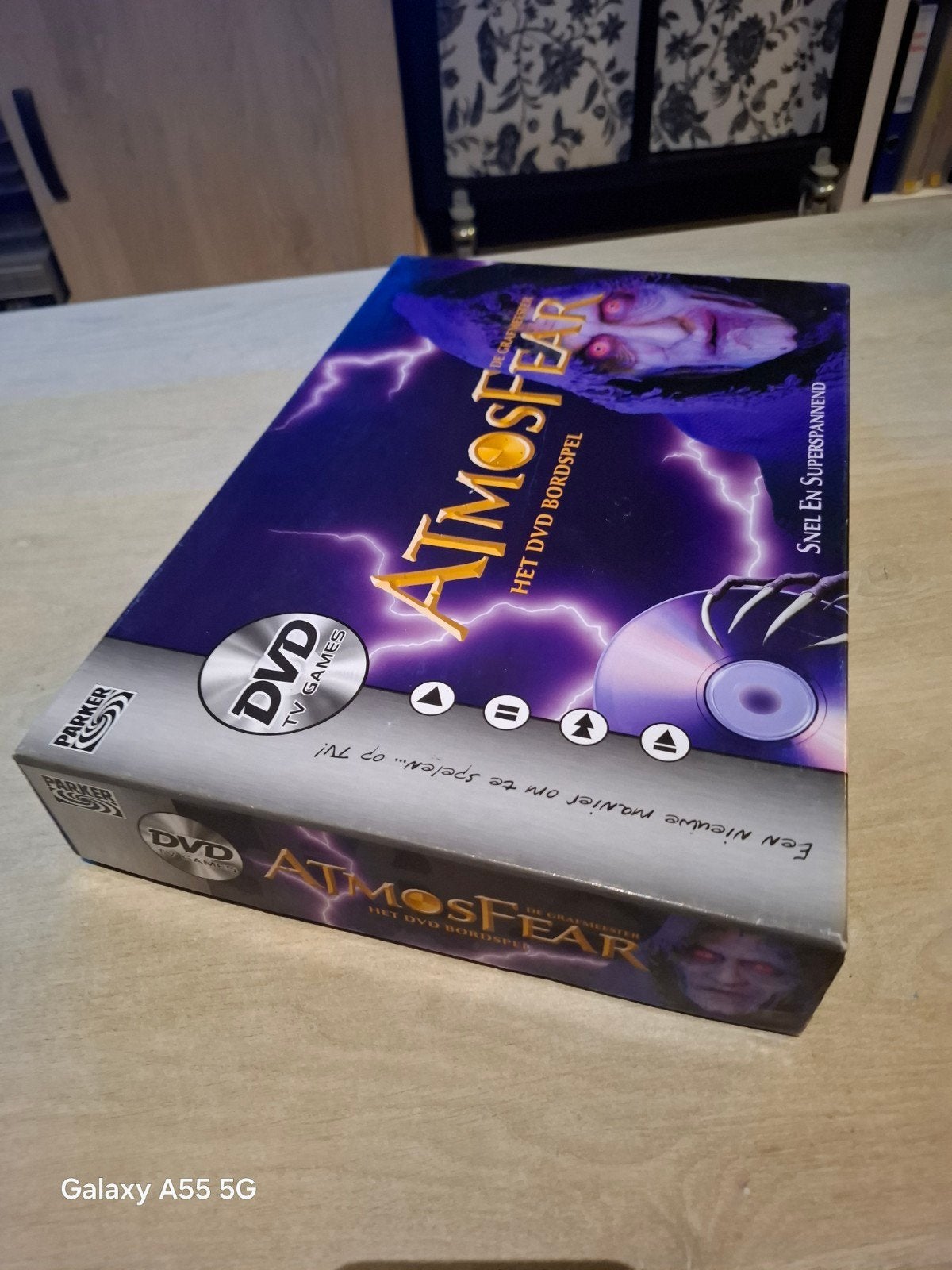 Atmosfear: Het DVD Bordspel - Snel en Superspannend!, Parker, Gebruikt, Onbekend, Ophalen of Verzenden