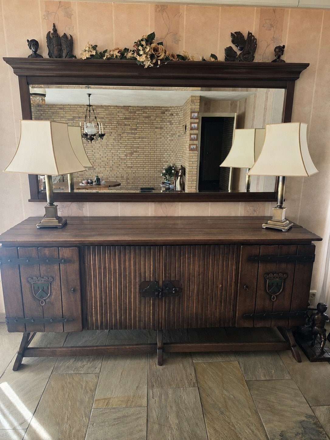 Antiek eiken dressoir met spiegel, Rustiek, Antiek, Landelijk, Gebruikt, Met deur(en), 150 tot 200 cm