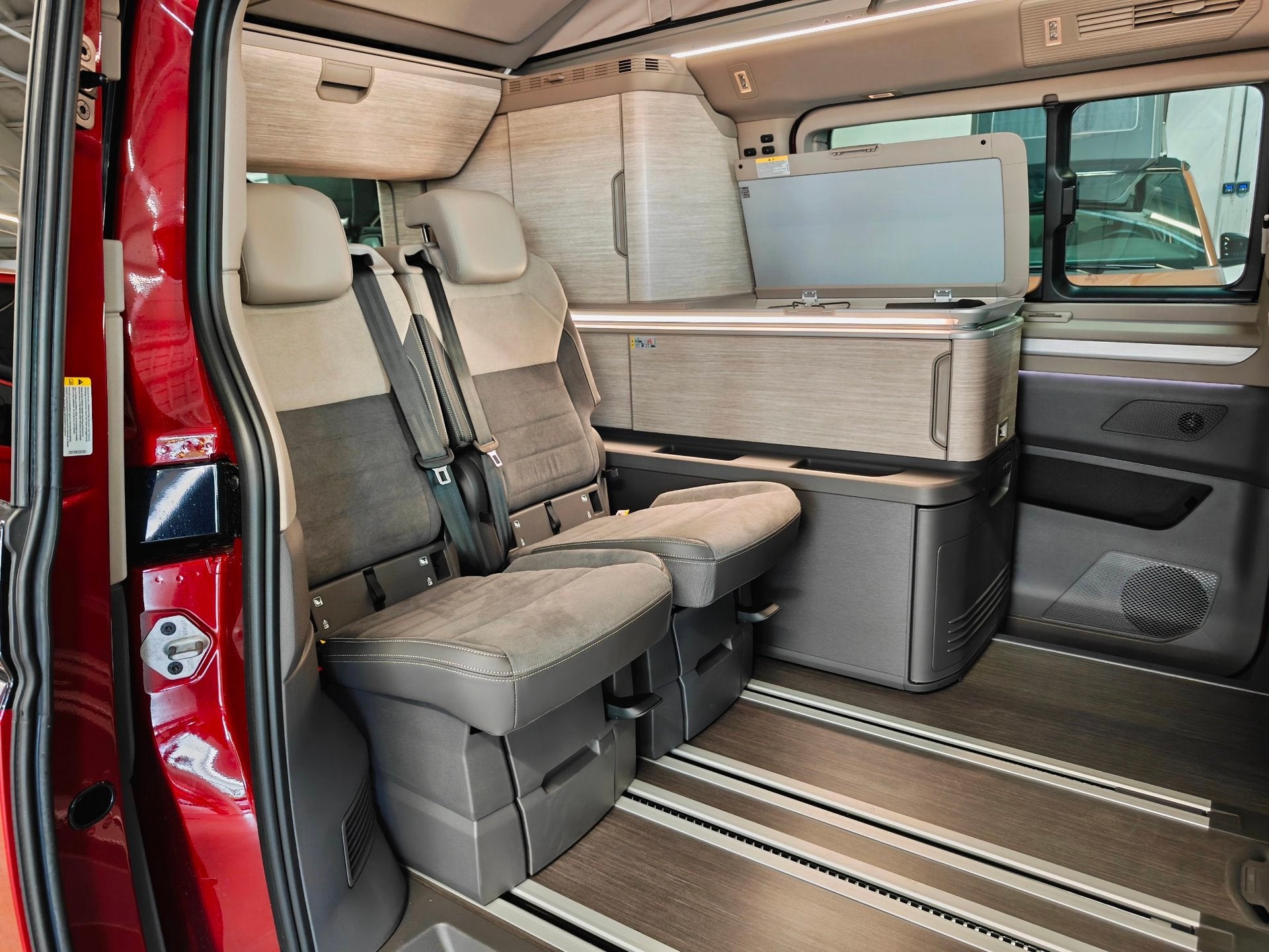 Volkswagen California Ocean 1.5 EHYBRID DSG 4MOTION 245PK, Automaat, Buscamper of Camperbus, Volkswagen, Airconditioning