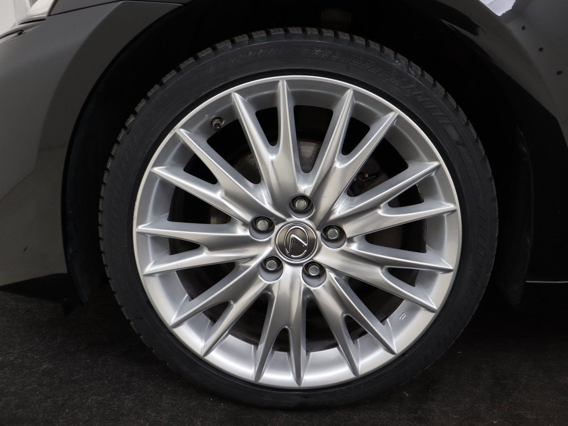 Lexus IS 300h Hybrid Business Line | Safety-Pack | Cruise Co, Auto's, Automaat, 12 maanden, Achterwielaandrijving, Gebruikt