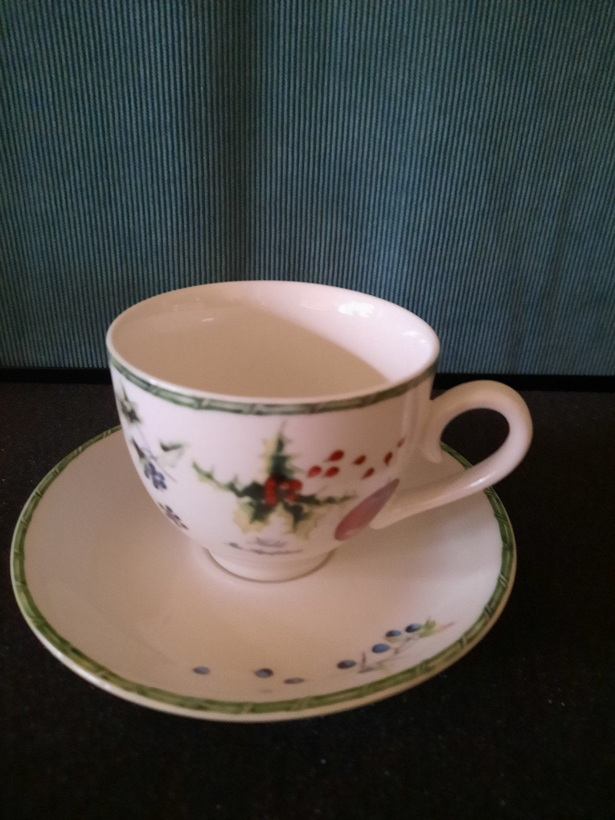 Janneke Brinkman Kerst 2009 kop en schotel, Huis en Inrichting, Keuken | Servies, Ophalen of Verzenden, Zo goed als nieuw, Overige merken