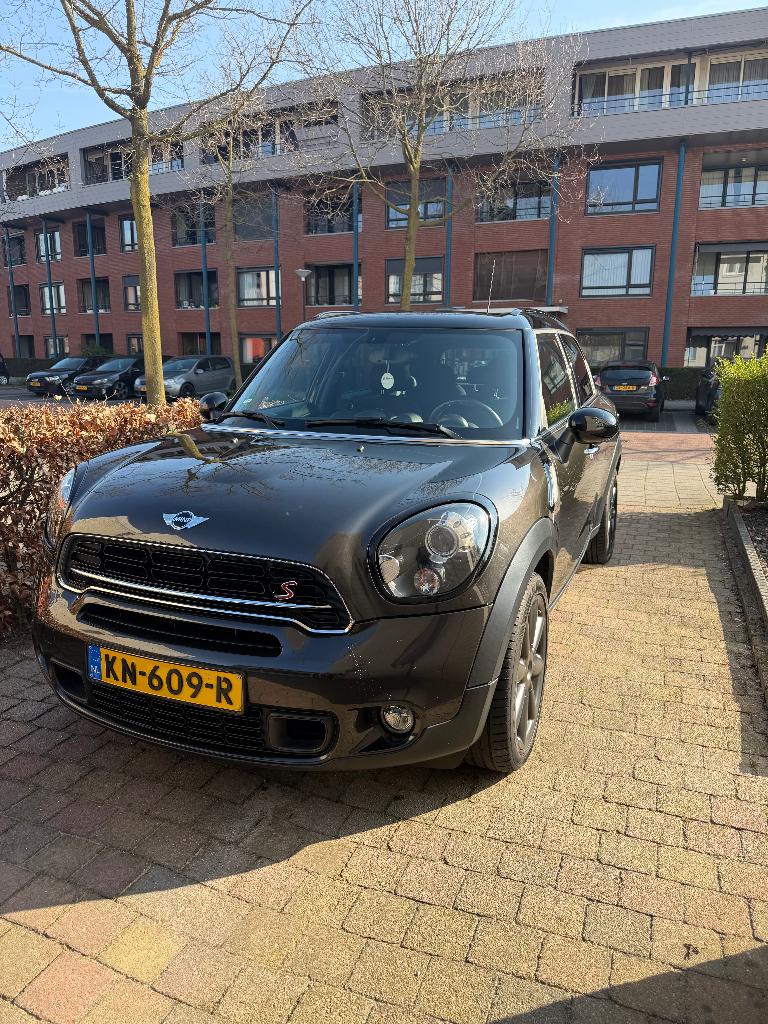 Mini Countryman 1.6 Cooper S 2016 Bruin, Auto's, Voorwielaandrijving, Stof, Bruin, Origineel Nederlands