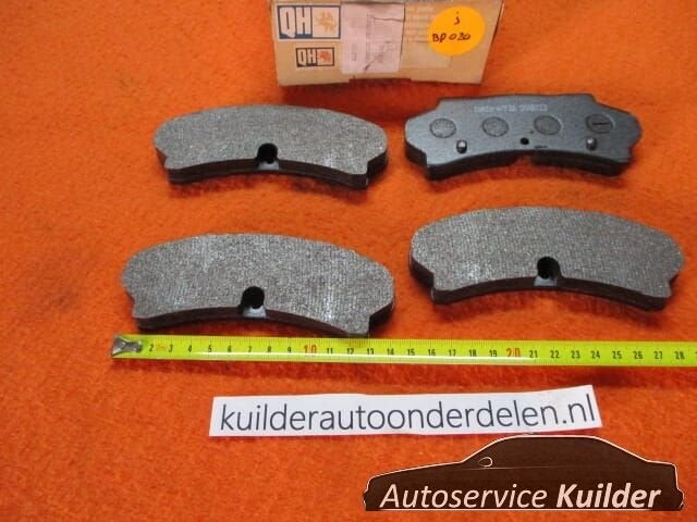 Remblokken Voorzijde Peugeot J7  J9  QH bp398  425012, -, -, Nieuw, Ophalen of Verzenden