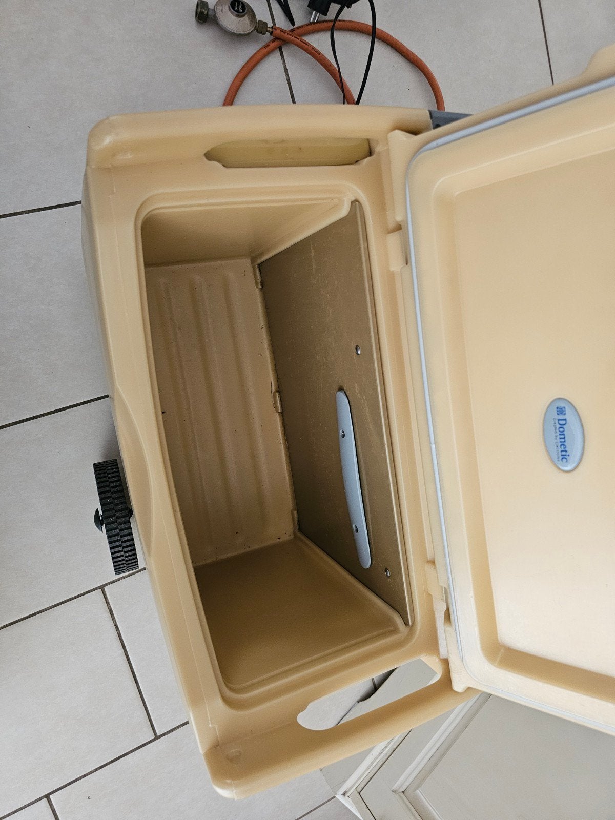 Koelbox op gas, 230V of 12V - Dometic, Ophalen
