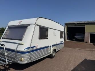 Caravan TEC Travel King 540 klaar voor vertrek, Kachel, Standaardzit, T.E.C., Dwarsbed