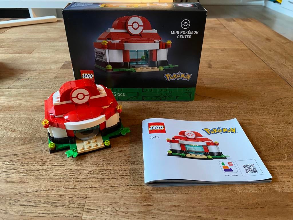 Lego pokemon 40911 mini pokemon center, Ophalen of Verzenden, Zo goed als nieuw