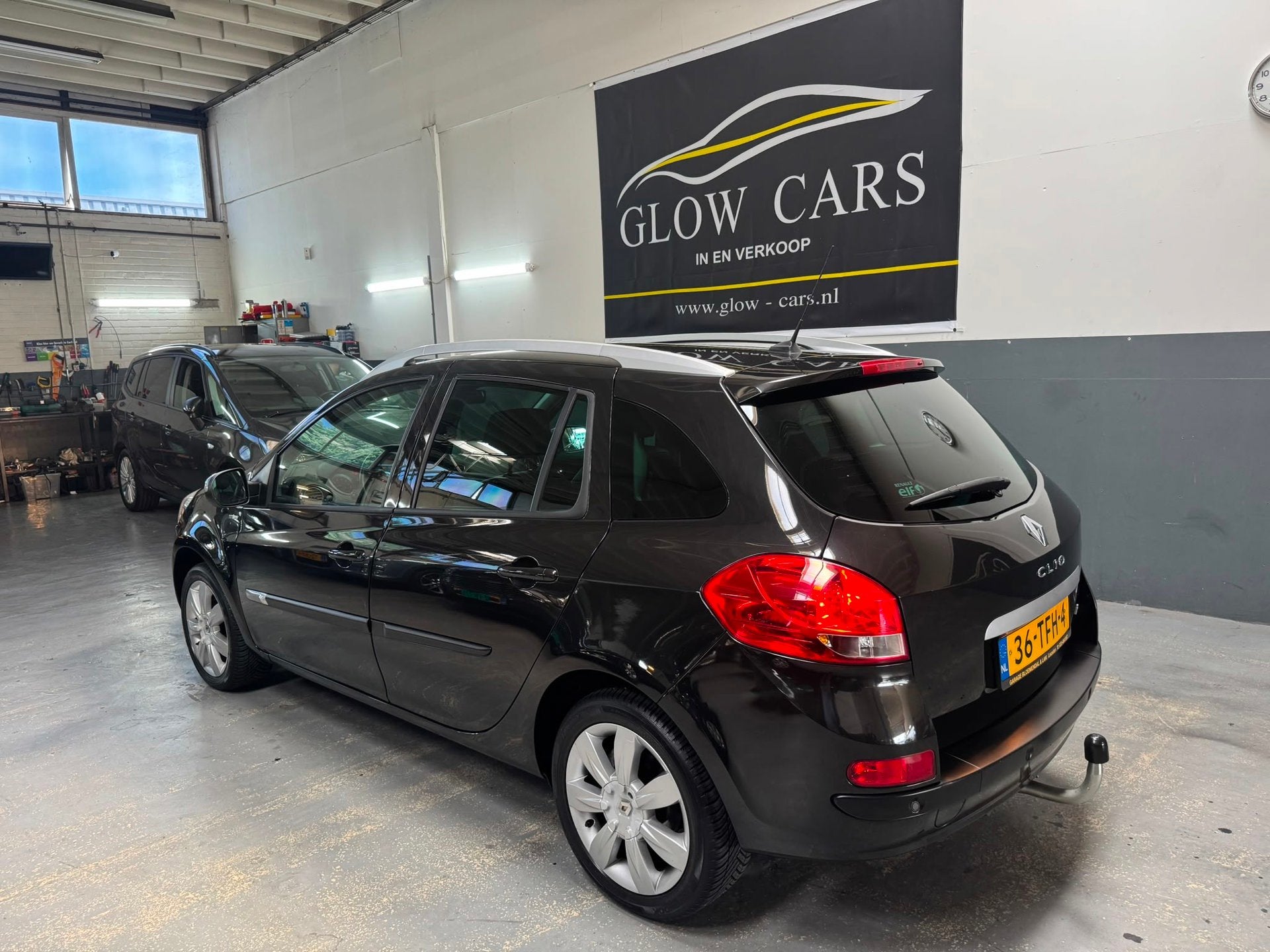 Renault Clio Estate 1.2 TCE Night & Day AIRCO|CRUISE|PDC|TRE, Voorwielaandrijving, Euro 5, Gebruikt, 4 cilinders