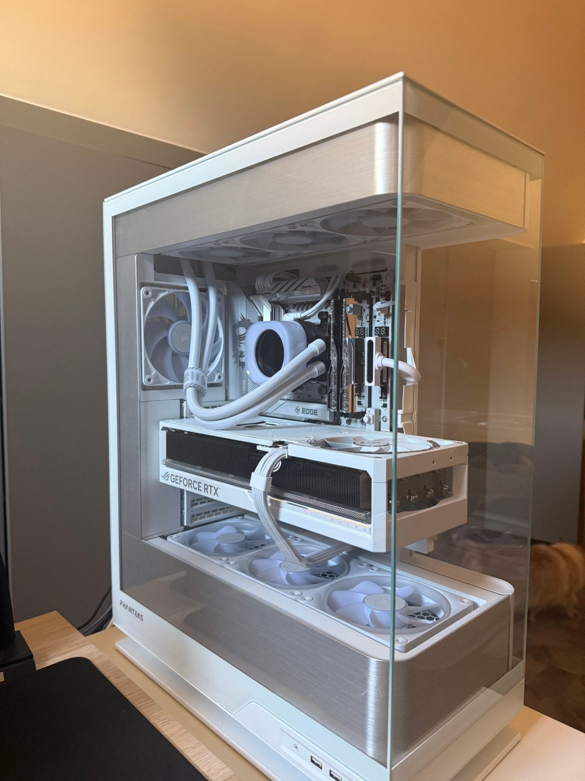 High end gaming pc, Ophalen of Verzenden, Zo goed als nieuw
