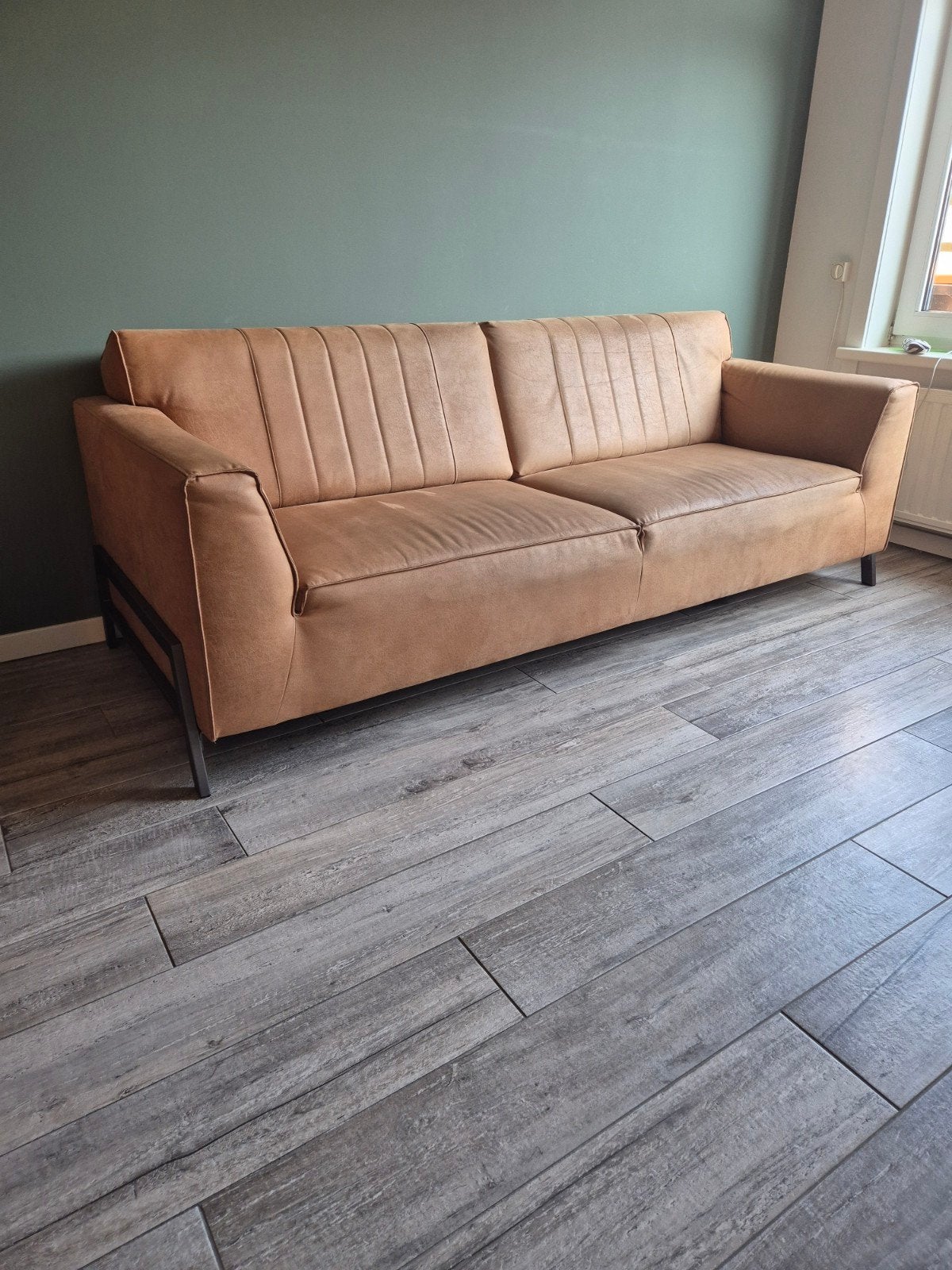 Henders & Hazel Zembla bank cognac kleur - Zo goed als nieuw, Huis en Inrichting, Ophalen, Driepersoons, Zo goed als nieuw, Rechte bank