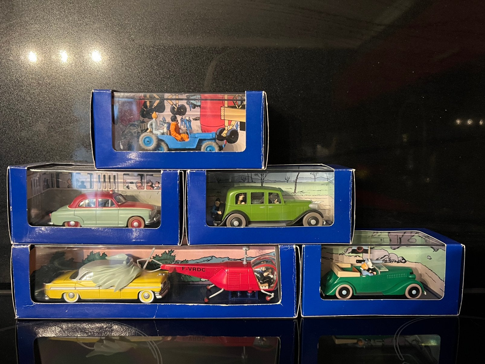 Tin tin kuifje met certificaat, Ophalen of Verzenden, Zo goed als nieuw, Bus of Vrachtwagen
