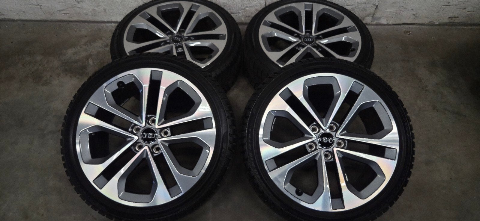 Foto 6 van 18" Audi A3 S3 VW Golf Seat Leon velgen winterbanden zgan