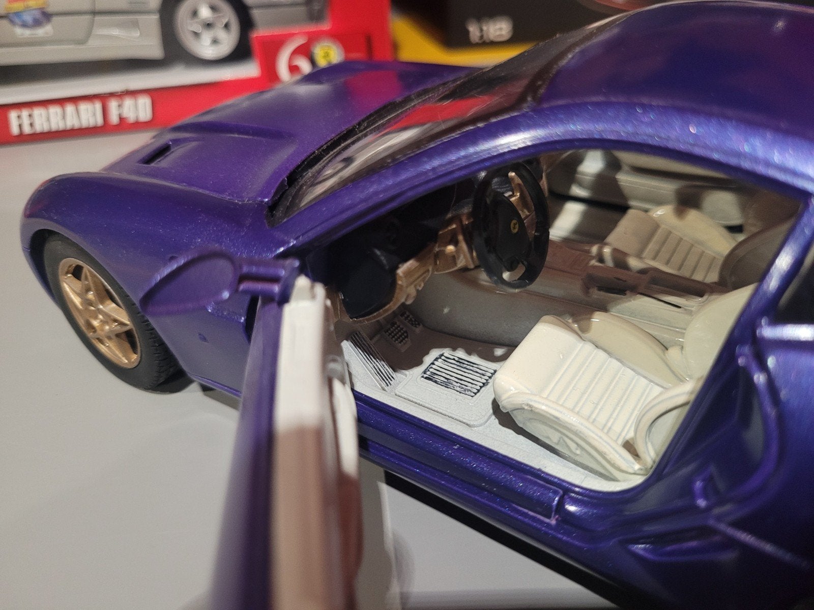ferrari 599 custom made, Hobby en Vrije tijd, Modelauto's | 1:18, Ophalen of Verzenden, Overige merken