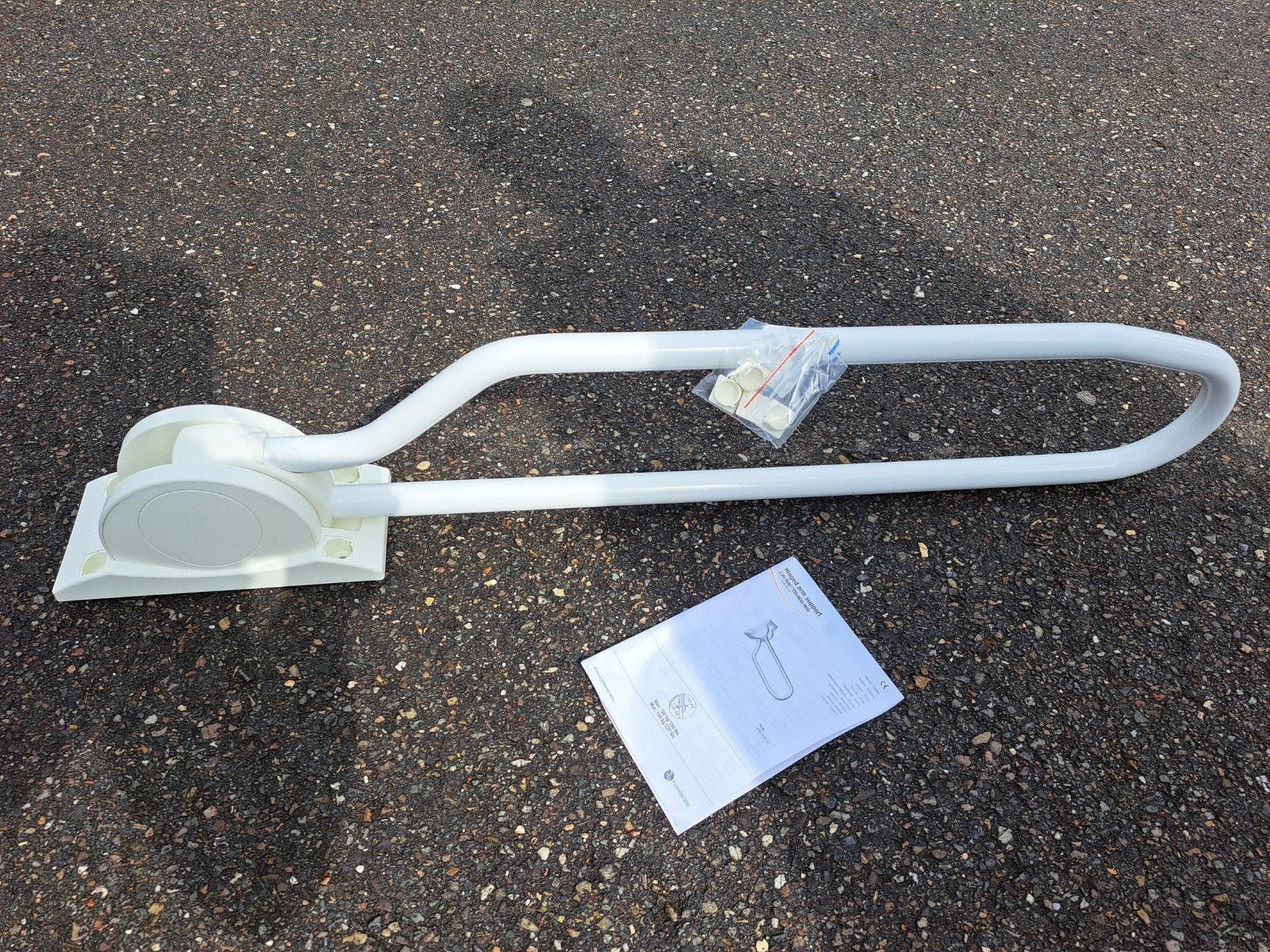 2 opklapbare toilet beugels Linido, Ophalen, Nieuw