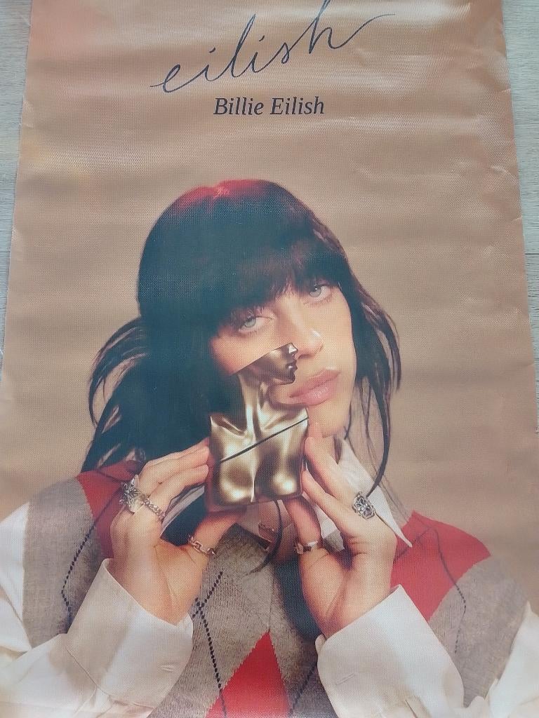 Billie Eilish posters en ketting (moet snel weg!), Ophalen, Rechthoekig Staand, A4 of kleiner, Nieuw