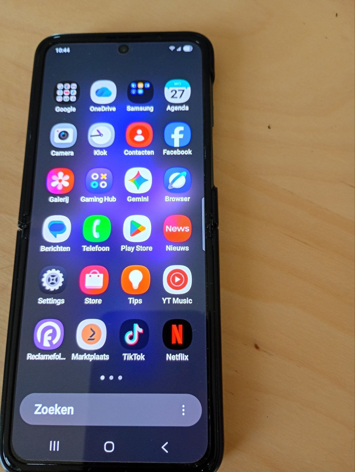 Samsung flip 3, Telecommunicatie, Mobiele telefoons | Samsung, Ophalen, Zwart, Zo goed als nieuw, Galaxy Z Flip