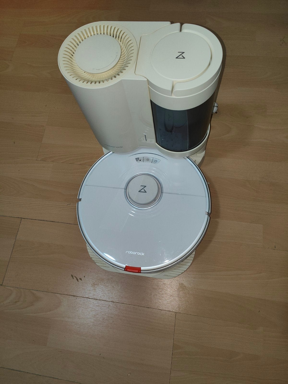 Roborock S7 Plus Robotstofzuiger met Dweilfunctie & Stofstat, Zo goed als nieuw, Robotstofzuiger, Reservoir, Bedienbaar via app