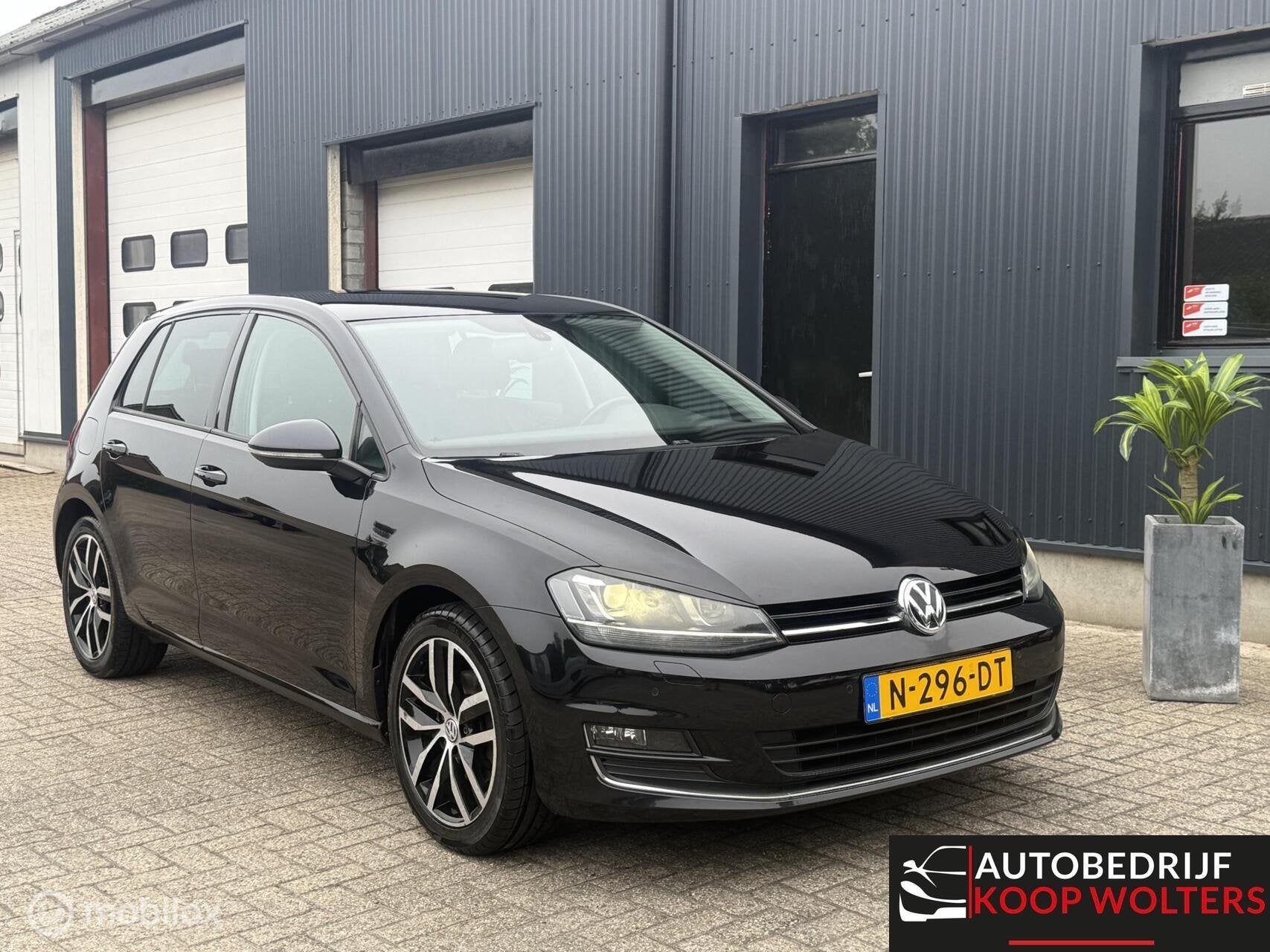 Volkswagen Golf 1.4 TSI Highline Xenon Camera, Auto's, Voorwielaandrijving, Gebruikt, 1147 kg, 4 cilinders