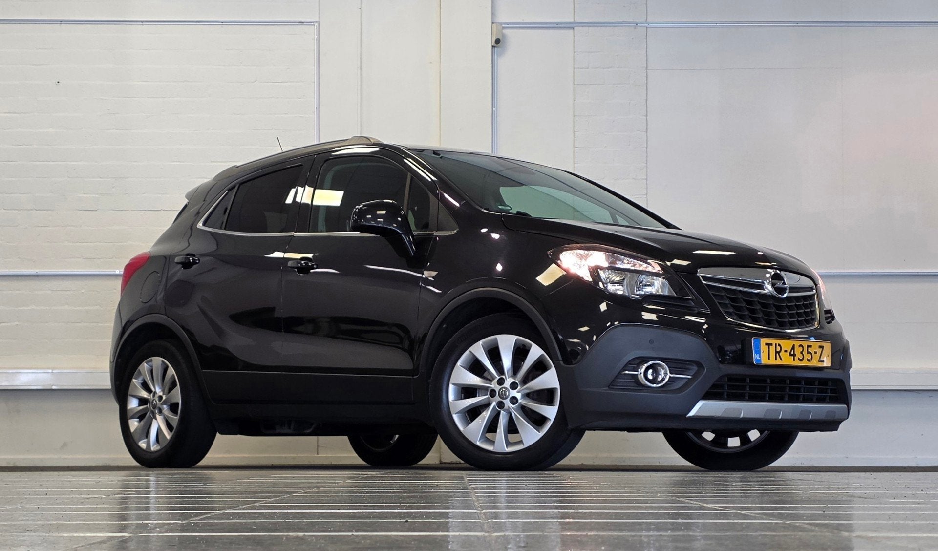 Opel Mokka 1.4 T Cosmo Camera Navi Trekhaak Mooi!, Auto's, Voorwielaandrijving, Gebruikt, 4 cilinders, Alcantara