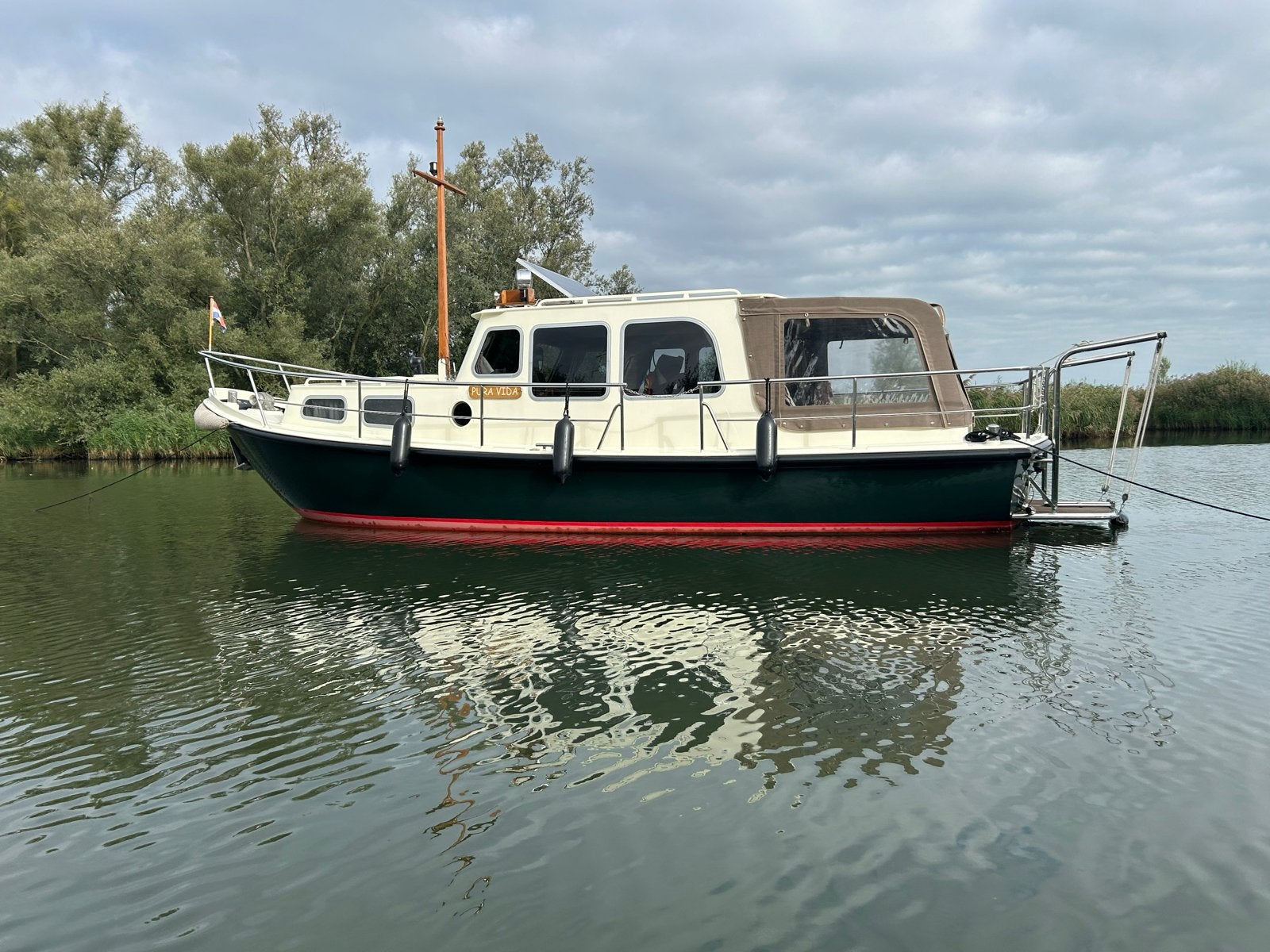 Gillissenvlet 850 - Compleet uitgerust en zuinig, Staal, Overige merken, Gebruikt, Binnenboordmotor