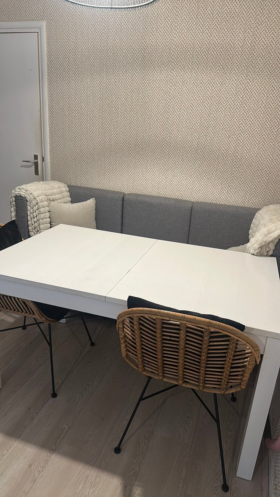 Eettafelbank grijs gratis, Huis en Inrichting, Ophalen, Gebruikt, Rechthoekig, 200 cm of meer