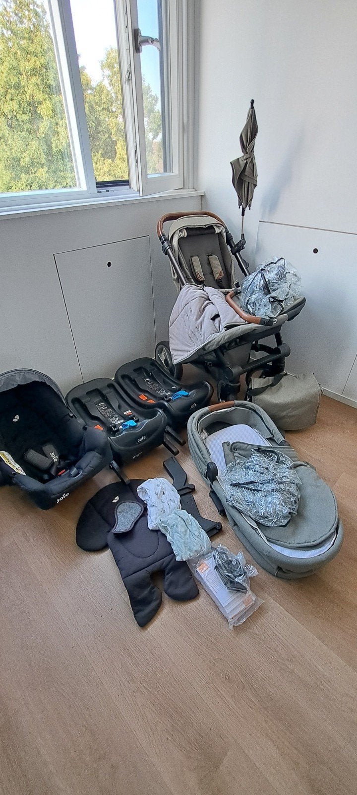 combi kinderwagen mutsy met autostoel joie new born, Ophalen, Gebruikt, Combiwagen, Mutsy