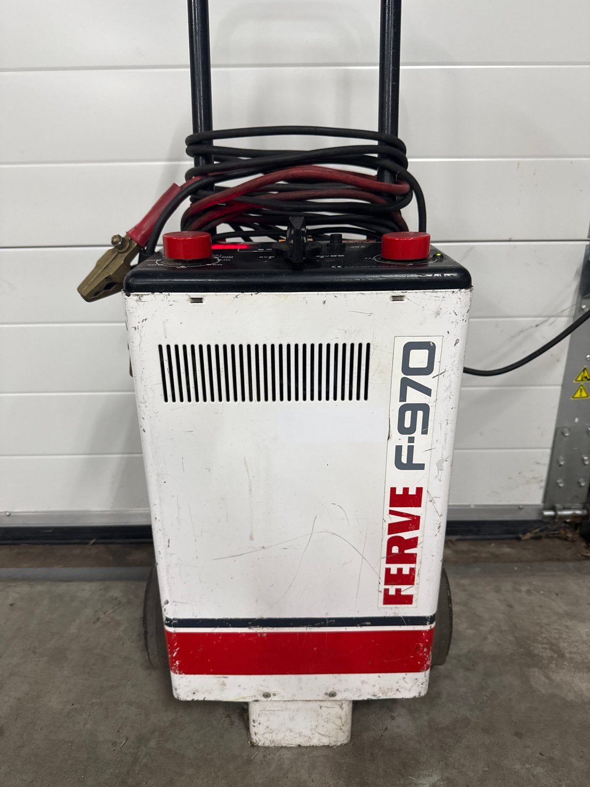 Ferve F-970 Professionele Acculader en Startbooster, Gebruikt, Universele onderdelen