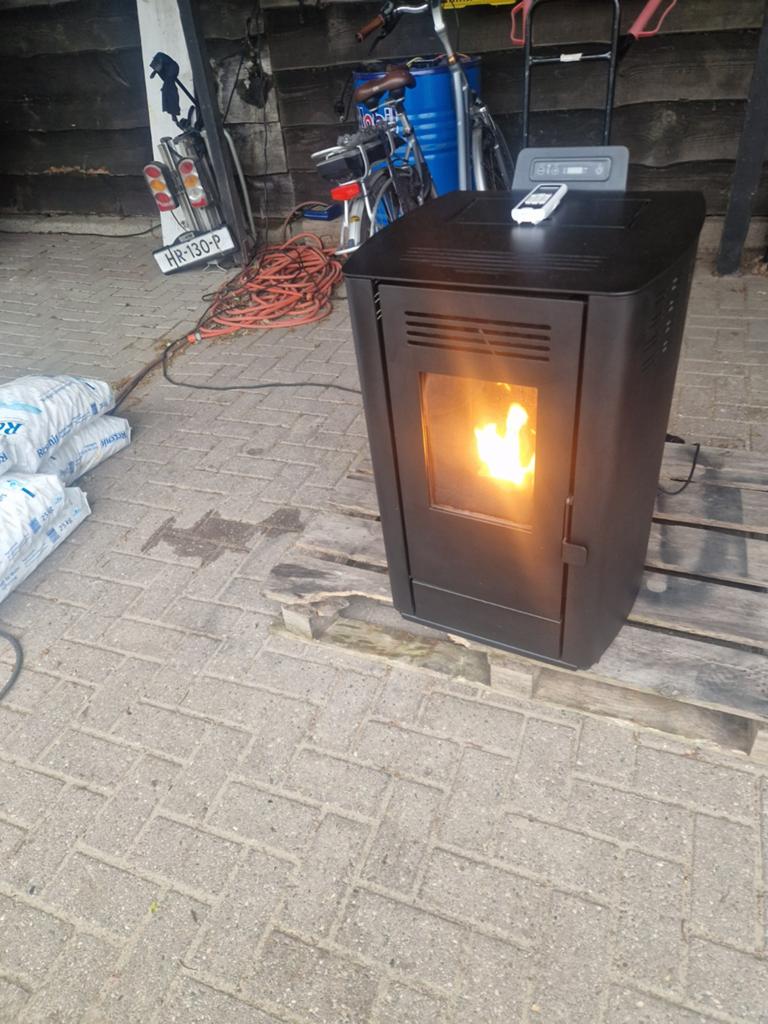 Pelletkachel 8kw met afstandsbediening, Ophalen, Overige brandstoffen, Pelletkachel