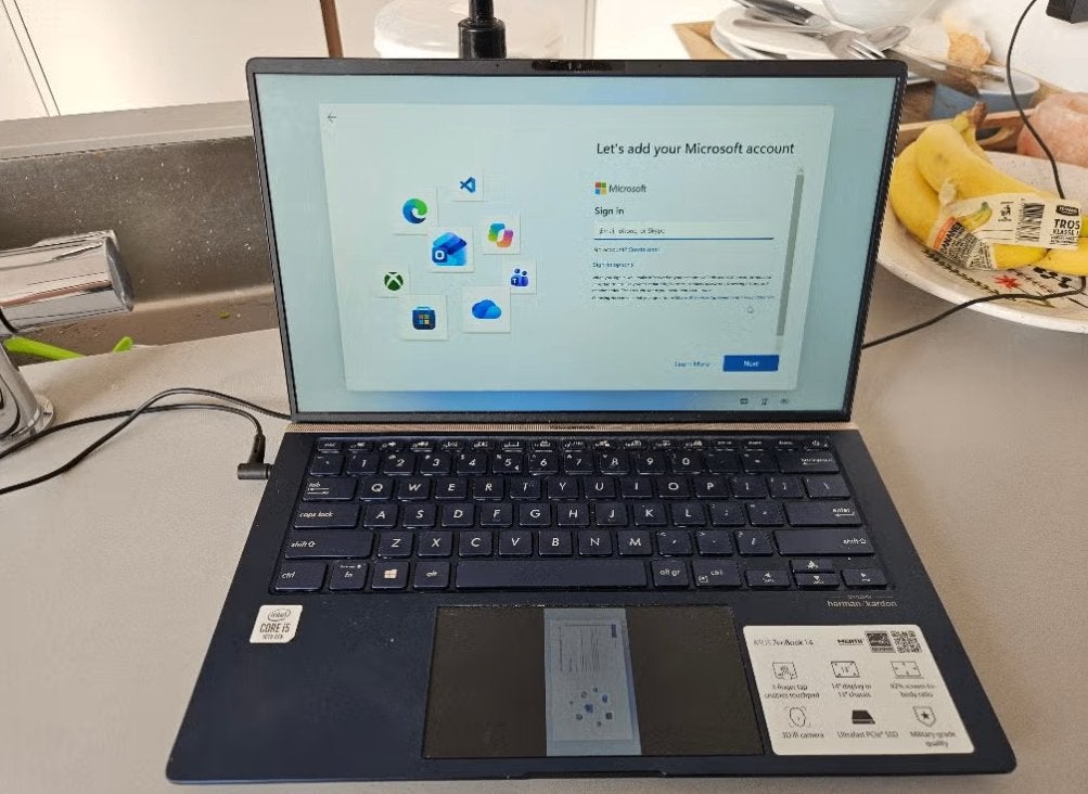 ASUS ZenBook 14 | Intel i5 (10e Gen) | Accu defect, Computers en Software, Windows Laptops, Ophalen, Qwerty, 8 GB, 14 inch