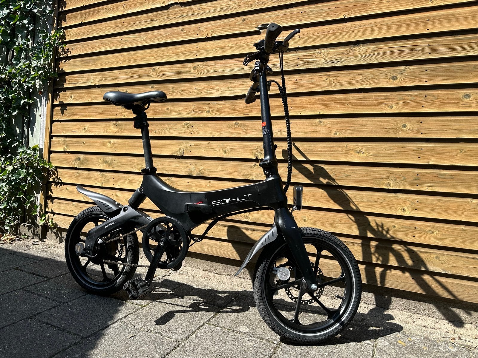Bolt X160 opvouwbare elektrische fiets - ZGAN, Fietsen en Brommers, Elektrische fietsen, Zo goed als nieuw, Minder dan 47 cm, 30 tot 50 km per accu