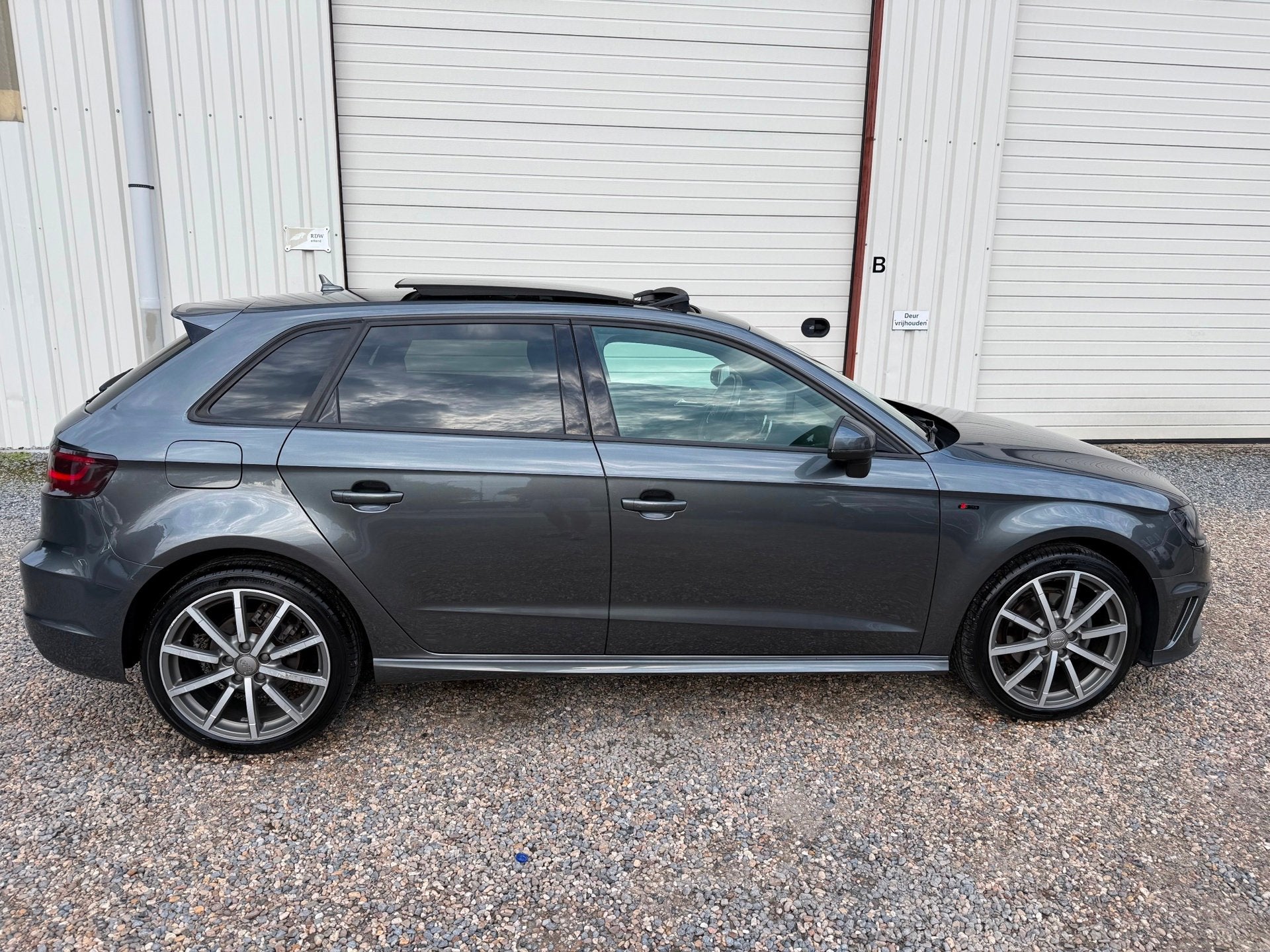 Audi A3 Sportback 1.4 TFSI Ambition Pro s-Line g-tron.LEER.P, Auto's, Dealer onderhouden, Gebruikt, 4 cilinders, CNG (Aardgas)