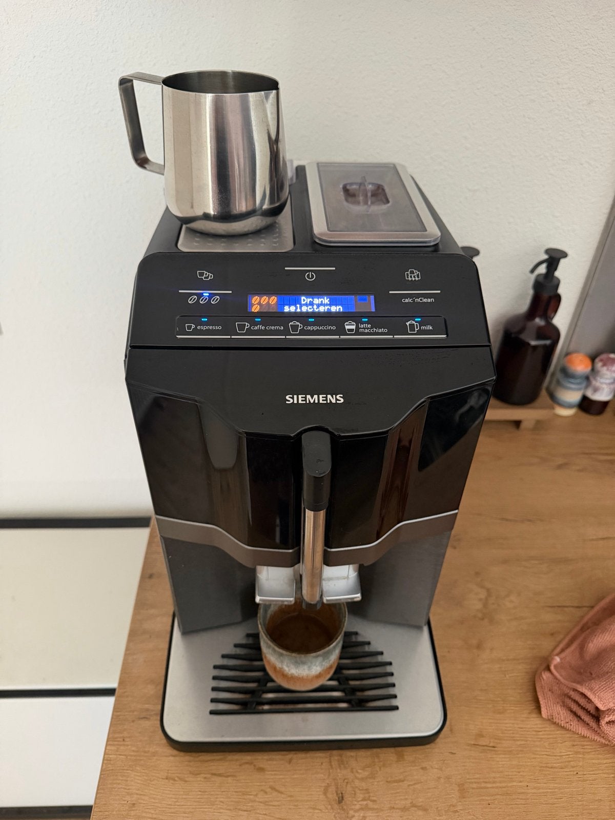Siemens EQ.300 TF305EF9 extraKlasse Koffiemachine, Stoompijpje, Gebruikt, Koffiemachine, 2 tot 4 kopjes