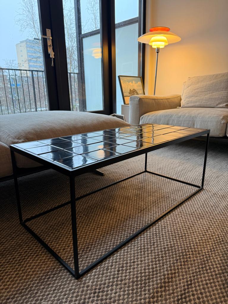 Salontafel ‘glazed’ van Zuiver Design, zwart, Ophalen, 100 tot 150 cm, 50 tot 100 cm, Zo goed als nieuw