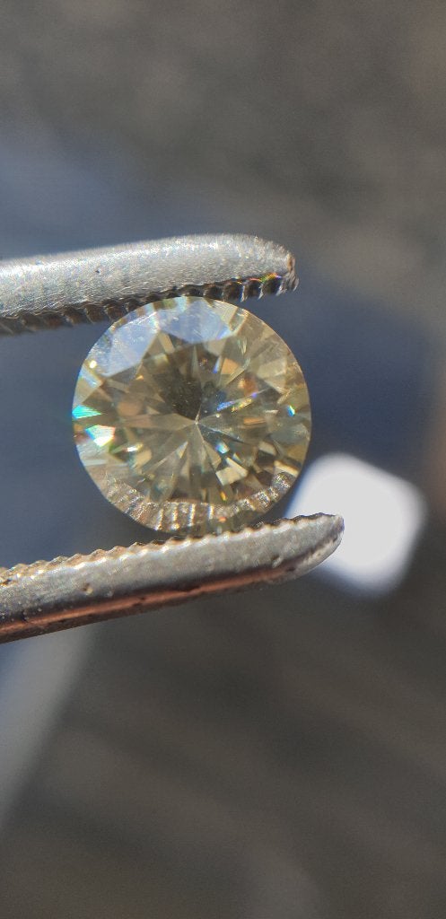 1,27 ct rond cut Moissanite diamant VVS1, Ophalen of Verzenden, Zo goed als nieuw