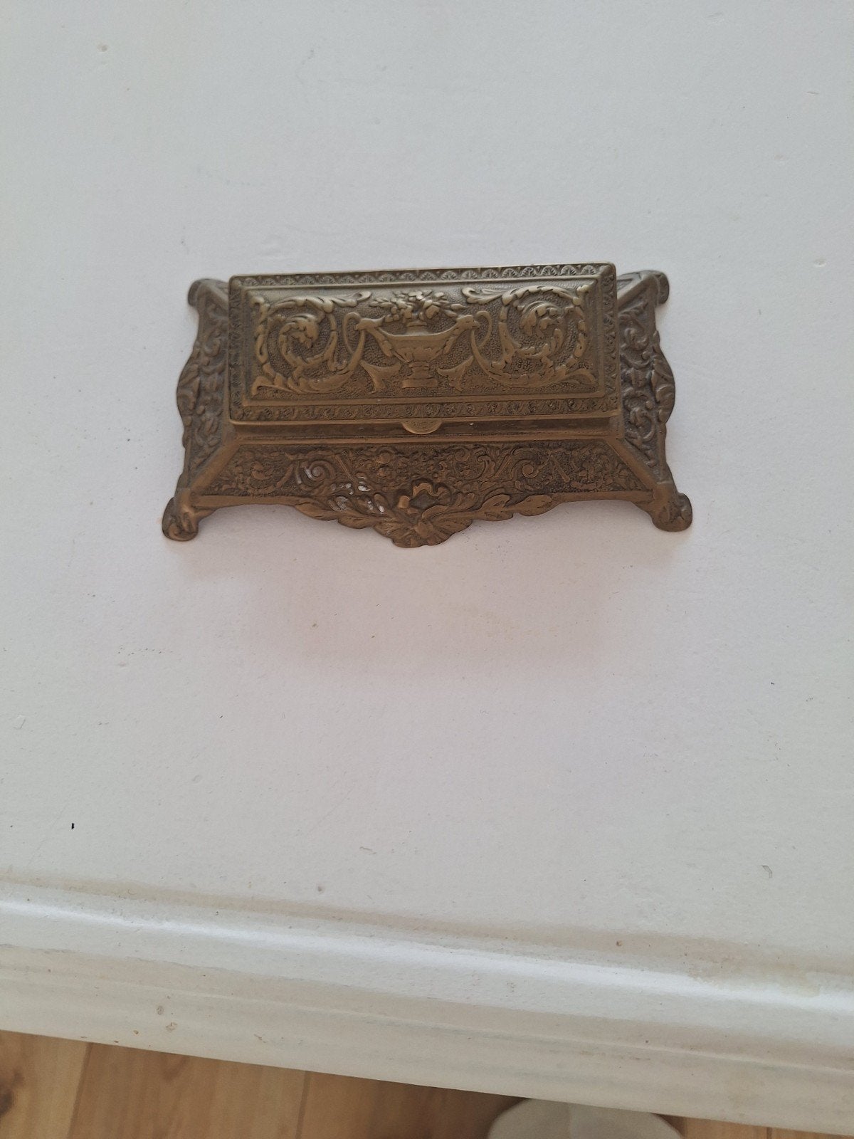 Antieke bronzen inktpot met sierlijke gravures, Ophalen