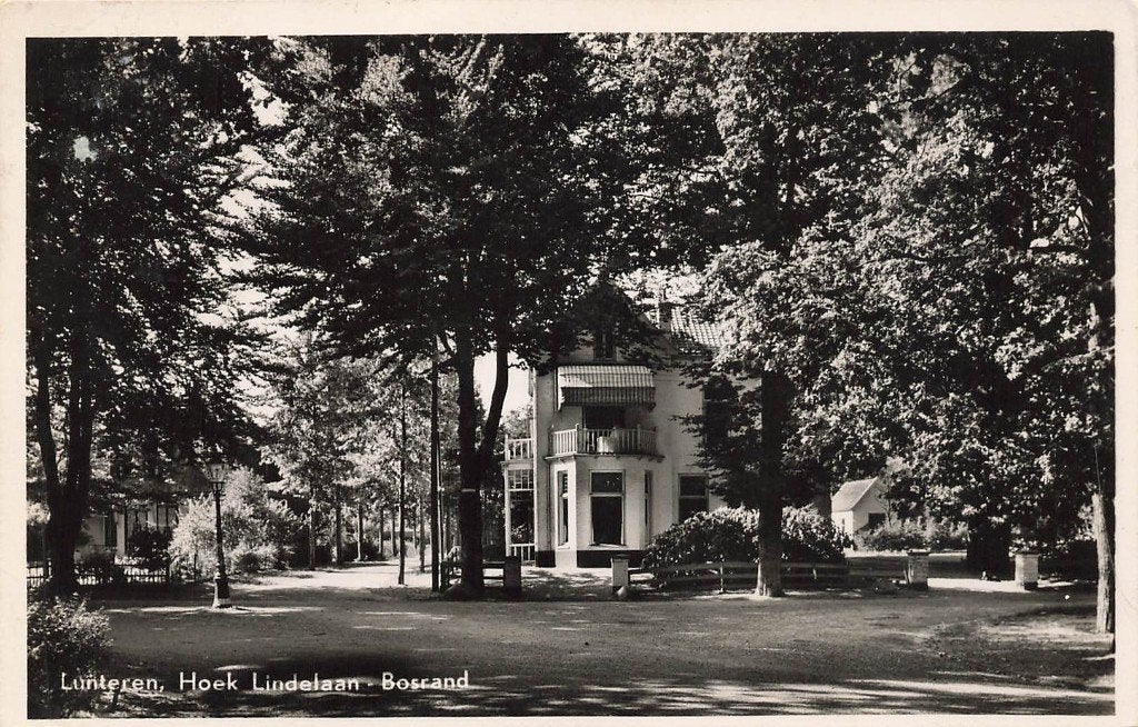 Lunteren, Hoek Lindelaan - Bosrand, Ophalen of Verzenden, 1940 tot 1960, Gelopen, Gelderland