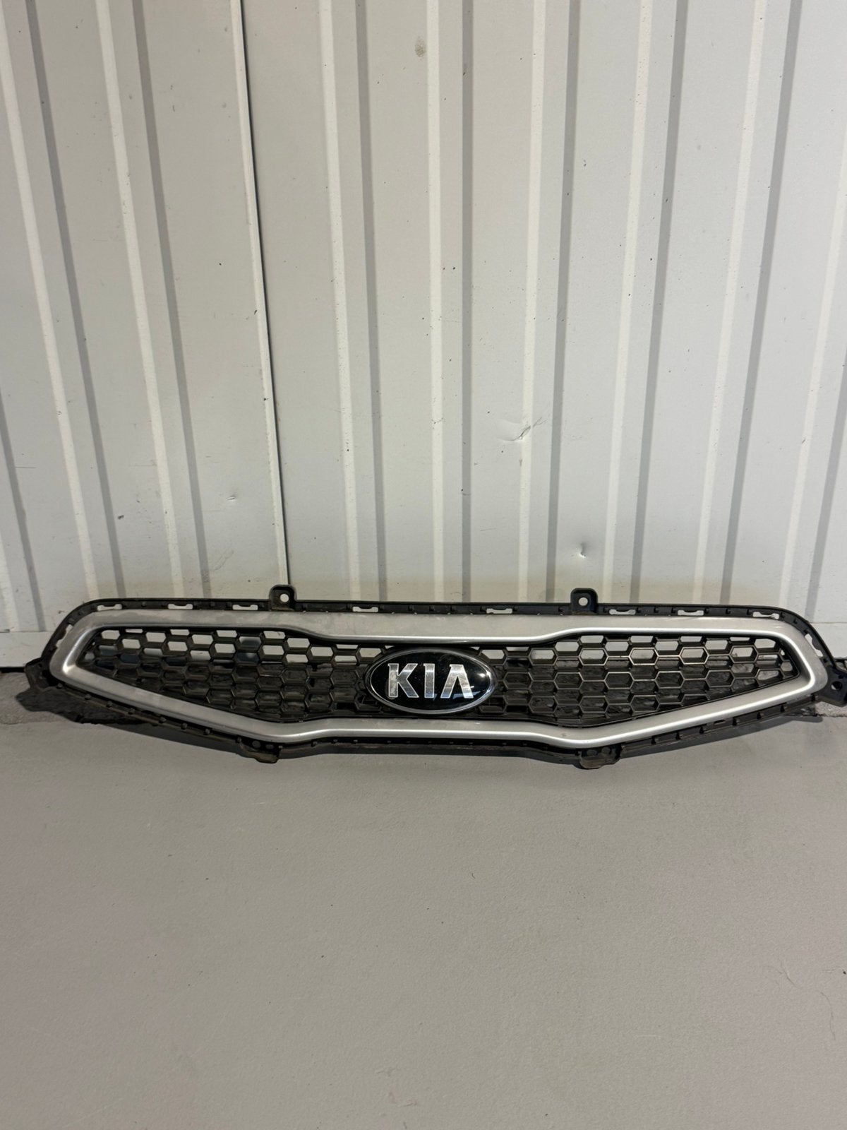 Kia Picanto Grille 863511Y000 Origineel, Ophalen of Verzenden, Voor, Kia, Bumper