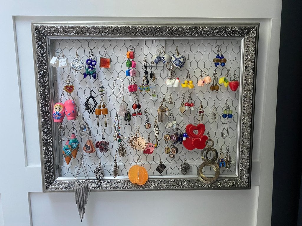 Earring hanger, Ophalen, Gebruikt