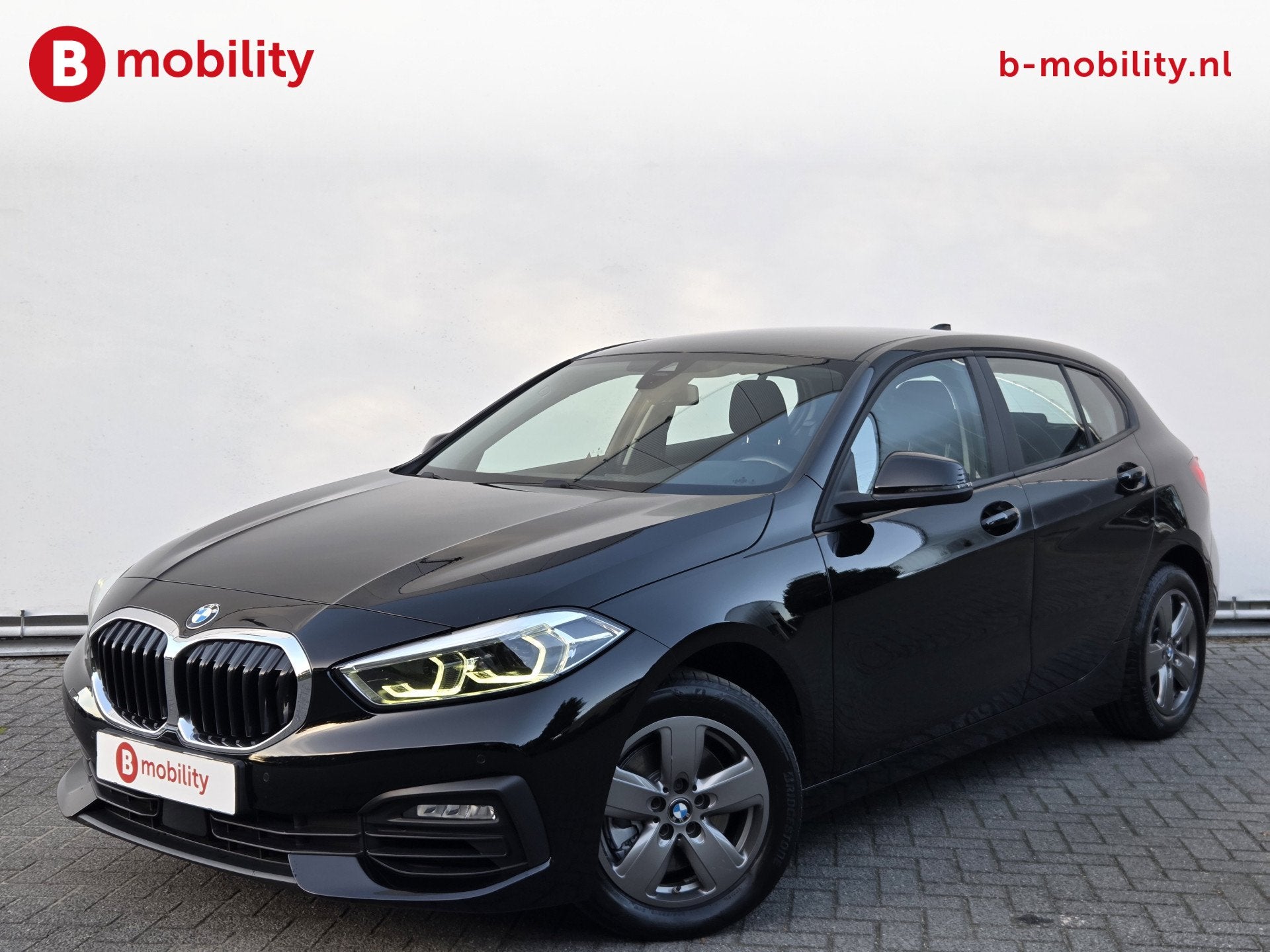 BMW 1-serie 116i Business Edition Automaat Apple CarPlay NL, Stof, Gebruikt, Zwart, Origineel Nederlands