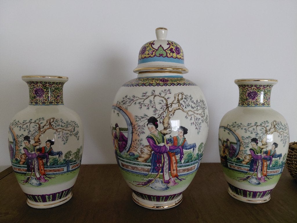 Chinese vazen set van 3 stuks porselein, Antiek en Kunst, Antiek | Vazen, Ophalen