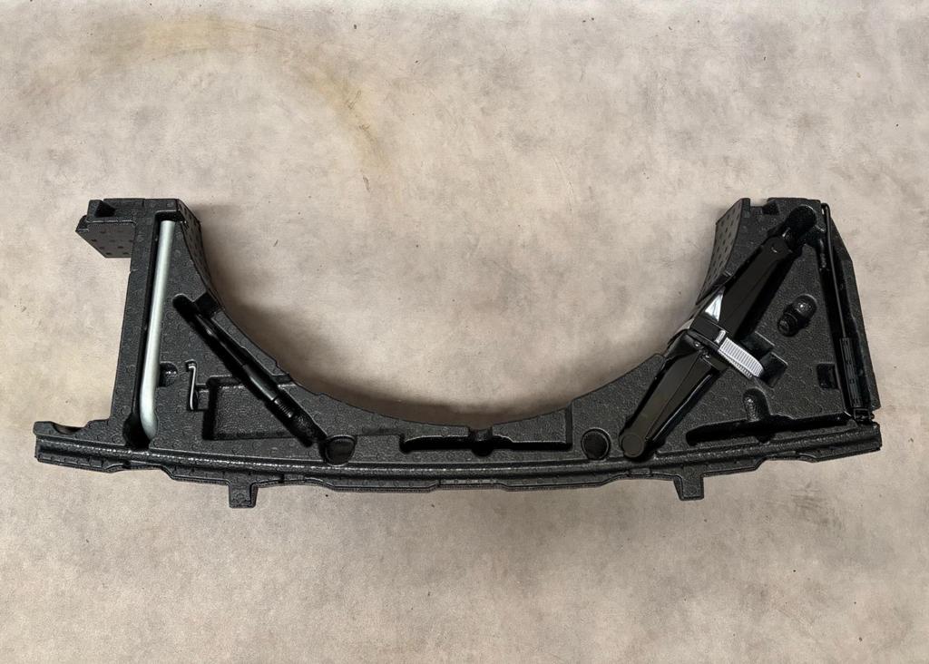 Volkswagen Tiguan 5NN krikset krik schuim sleepoog noodset, Ophalen of Verzenden, Zo goed als nieuw, Manueel, Schaarkrik