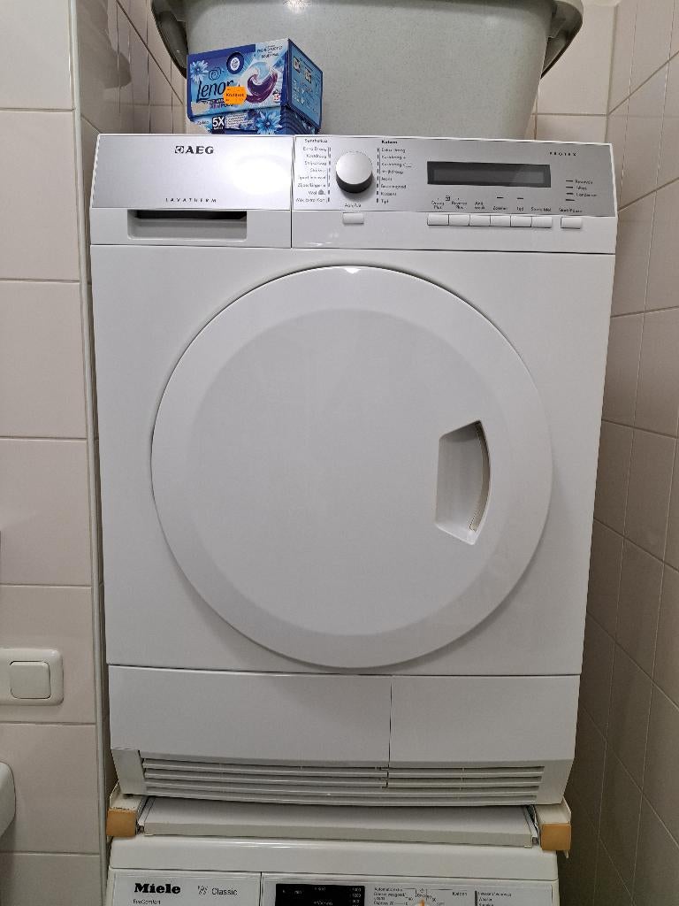 Droger AEG, Witgoed en Apparatuur, Wasdrogers, Ophalen, Gebruikt, 10 kg of meer, Voorlader