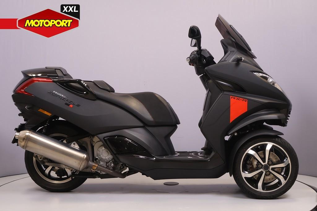 Peugeot METROPOLIS 400 RXR (bj 2017), Motoren, Scooter, Bedrijf, Bonnetstraat 1
6718 XN  Ede, NL, Peugeot