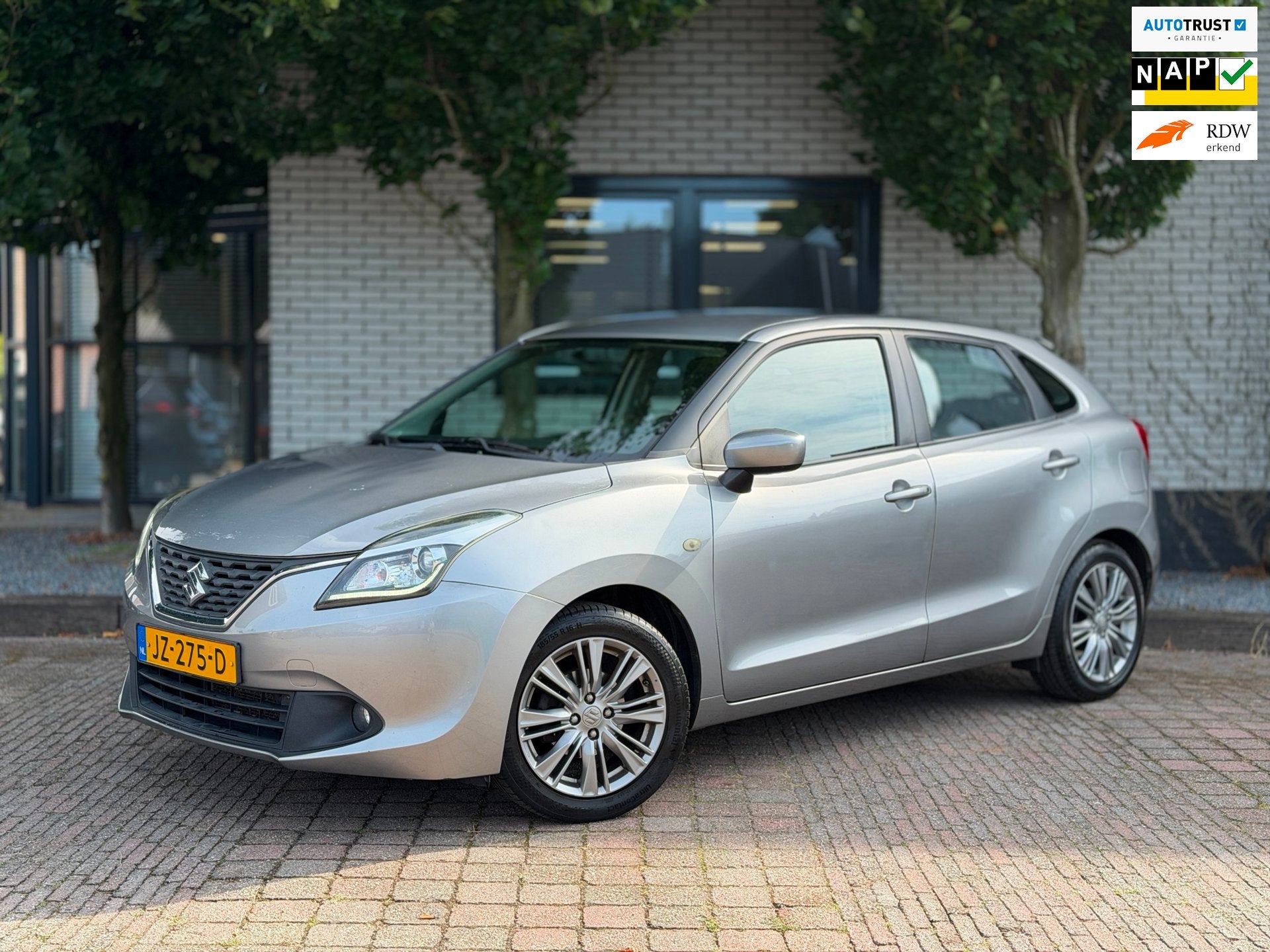 Suzuki Baleno 1.2 Exclusive Xenon|Bluetooth Tel/Audio|LED Da, Auto's, Suzuki, Voorwielaandrijving, Dealer onderhouden, Stof, Gebruikt