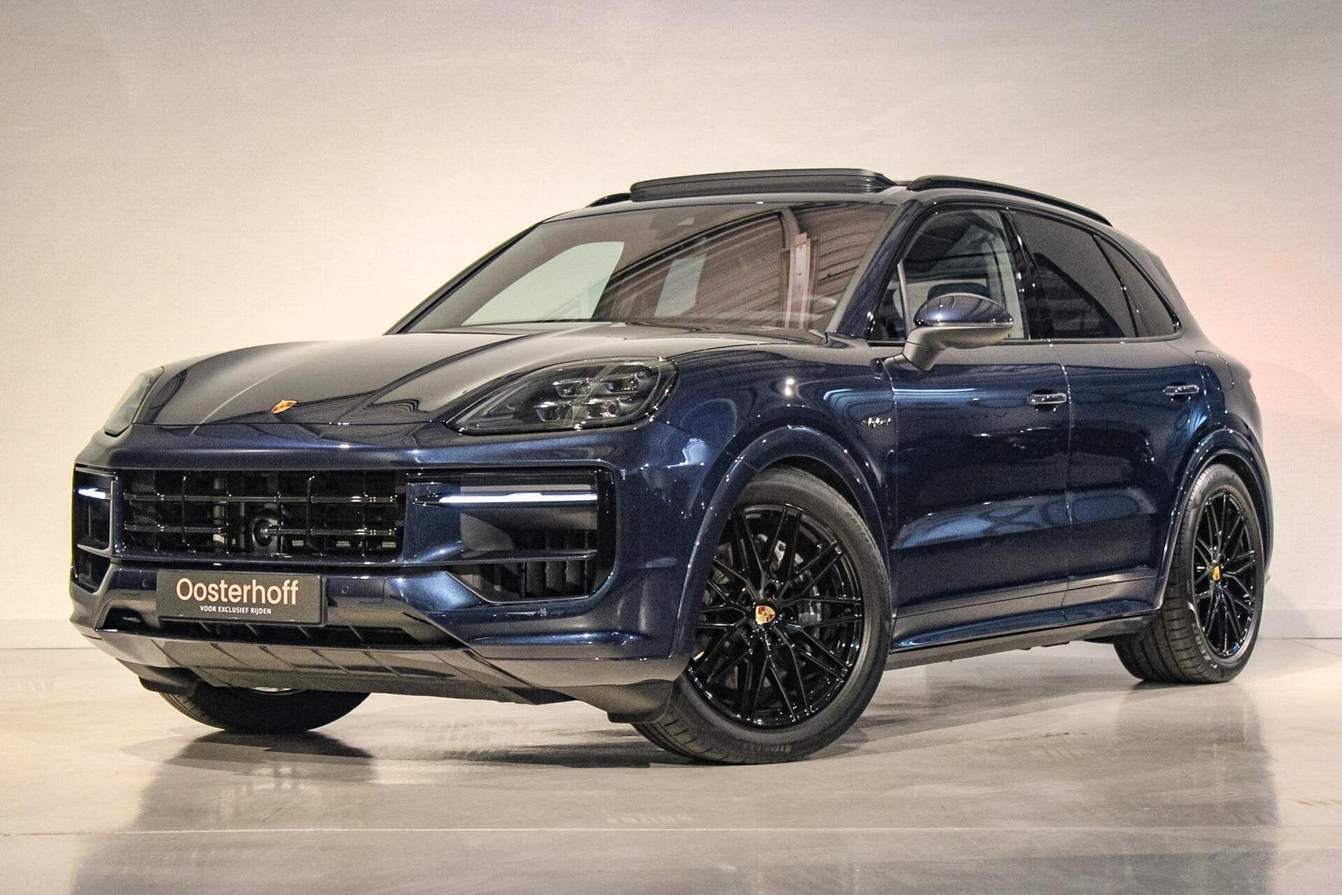 Porsche Cayenne 3.0 E-Hybrid Sport Design/Chrono | PANO, Auto's, Automaat, Gebruikt, 2995 cc, Blauw