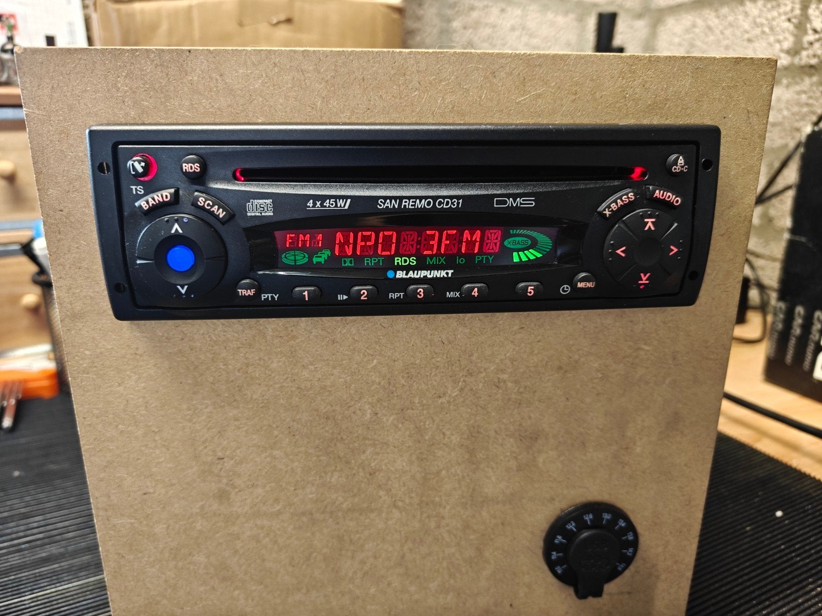 Blaupunkt San Remo CD31 Radio/CD/AUX uit ca. 2001 youngtimer, Ophalen, Gebruikt