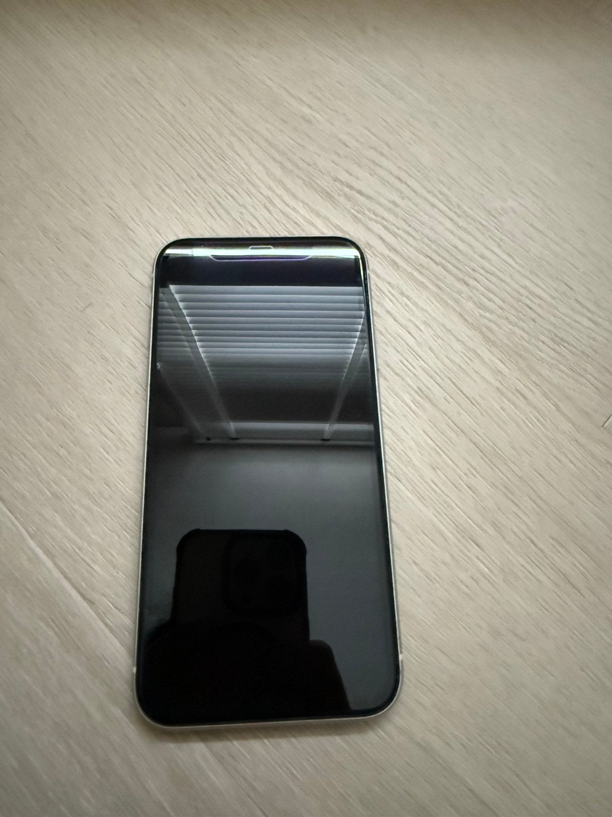 Iphone 11, Telecommunicatie, 128 GB, 75 %, Wit, Zo goed als nieuw