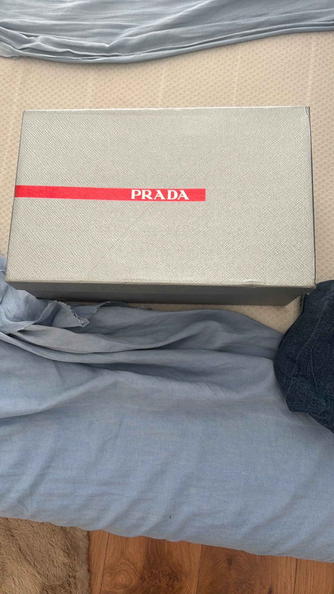 Zwarte prada cups maat 43, Ophalen of Verzenden, Zo goed als nieuw