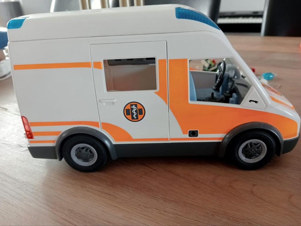 Playmobil ambulance, Ophalen of Verzenden, Gebruikt