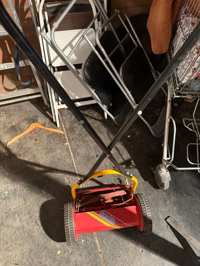 Flandria Handgrasmaaier - Compact en Efficiënt, Ophalen, Gebruikt, Handgrasmaaier, Minder dan 30 cm