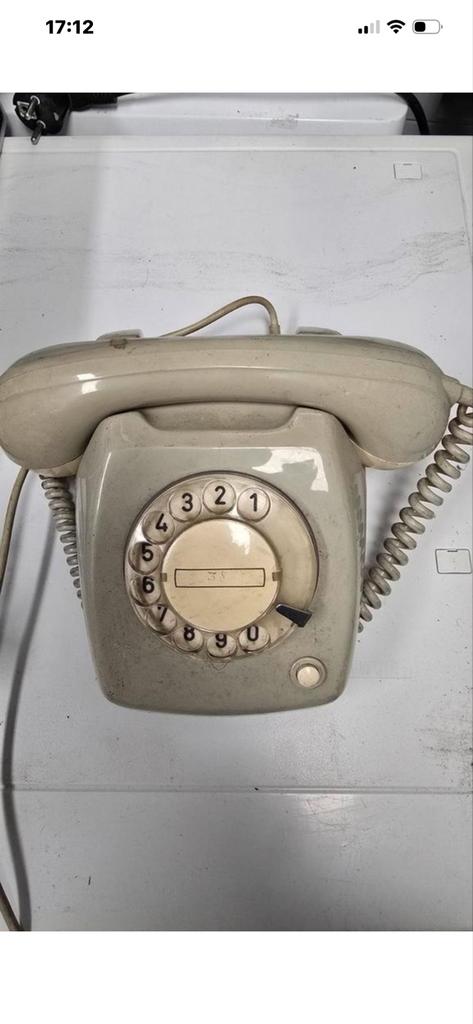 Vintage PTT T65 telefoon met draaischijf, Ophalen of Verzenden, Gebruikt, Met draaischijf